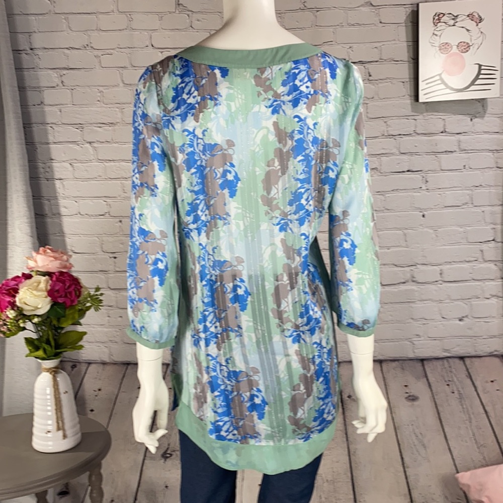 DKNY JEANS Green Floral Tunic Top Size: Medium - Picture 5 of 17